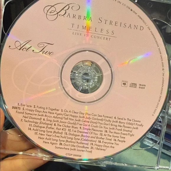 Barbra Streisand Timeless Live in Concert CDs (2 Disc) + Bonus CD - Picture 4 of 5